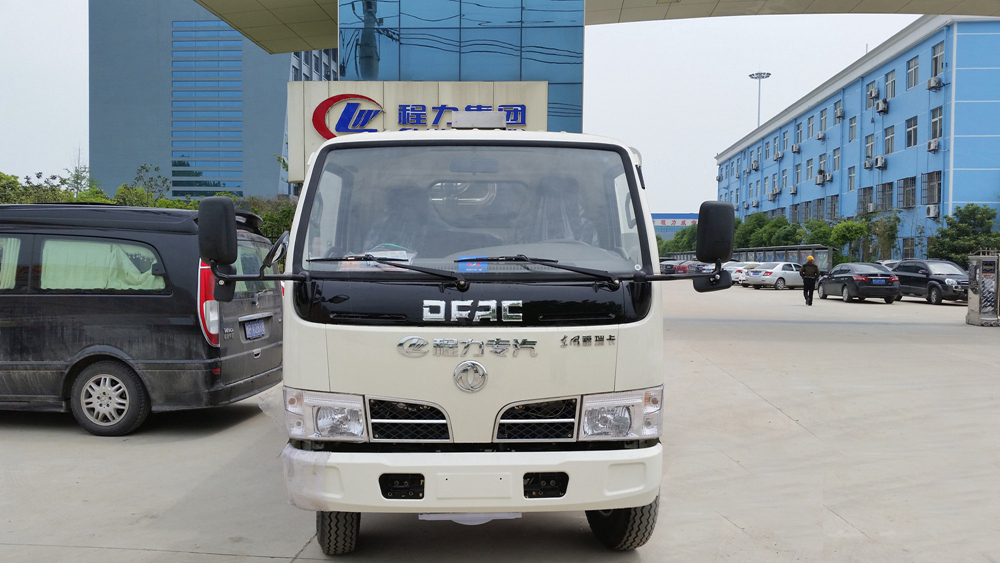 不上牌1.5方水 4方塵東風(fēng)福瑞卡 掃路車(chē)