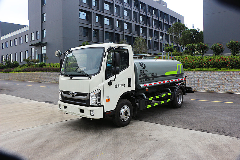 福田H2 5噸灑水車