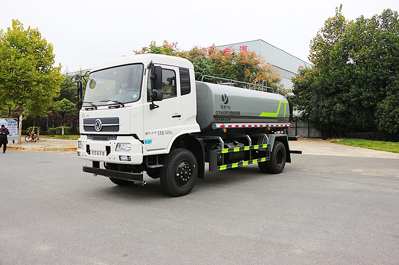 東風(fēng)天錦 四驅(qū) 11噸灑水車