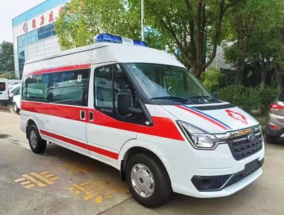 福特新時代V348短軸中頂救護(hù)車